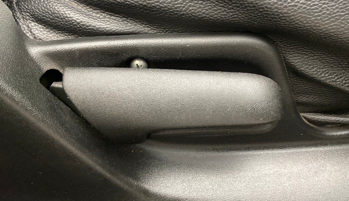 2014 Maruti Swift VXI, Petrol, Manual, 72,574 km, Driver Side Adjustment Panel