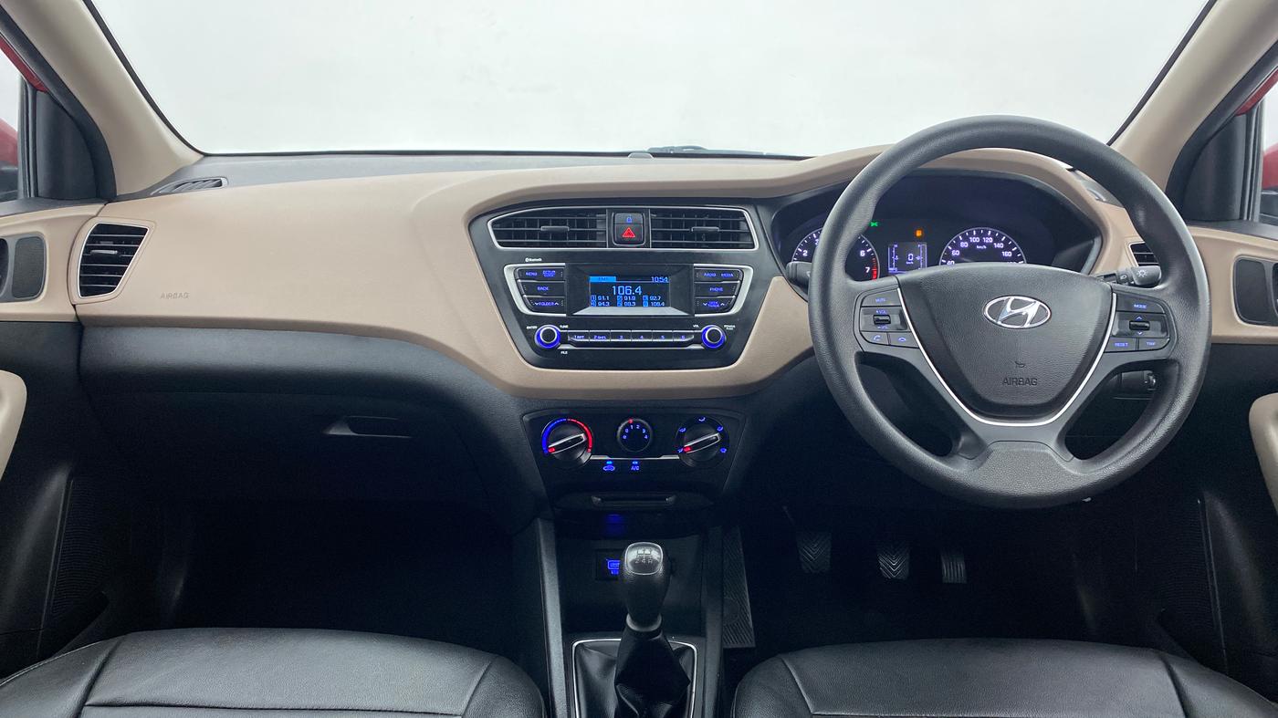 2019 Hyundai Elite i20 1.2 MAGNA PLUS VTVT, Petrol, Manual, 23,577 km, Dashboard