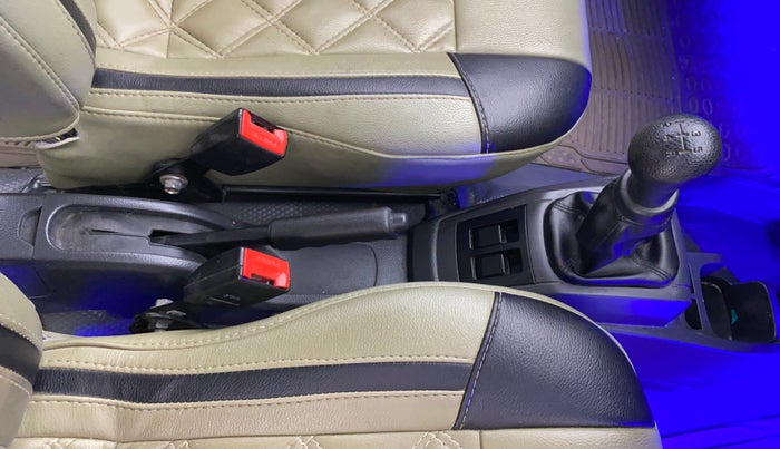 2018 Maruti Alto 800 VXI, Petrol, Manual, 39,768 km, Gear Lever