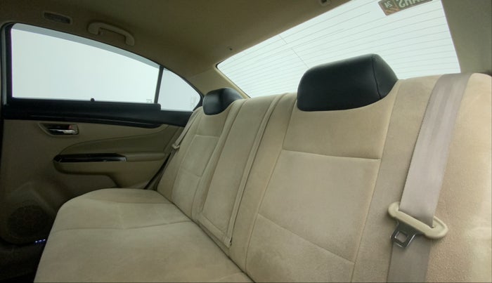 2018 Maruti Ciaz ZETA 1.4  AT PETROL, Petrol, Automatic, 64,686 km, Right Side Rear Door Cabin