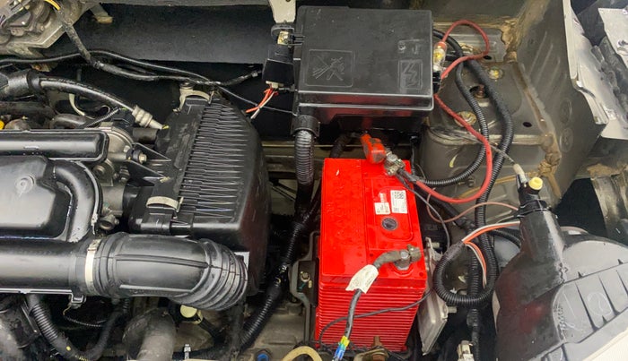 2016 Renault Kwid RXT 1.0, Petrol, Manual, 47,594 km, Engine View - Left