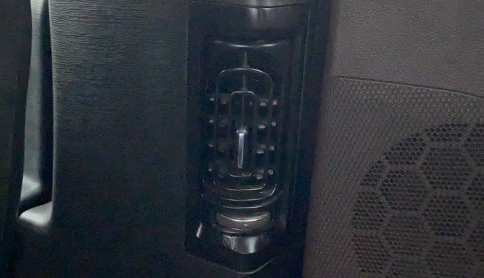 2013 Mahindra XUV500 W8, Diesel, Manual, 92,696 km, Rear AC Vents