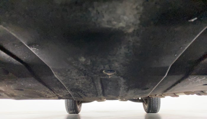 2013 Mahindra XUV500 W8, Diesel, Manual, 92,696 km, Front Underbody