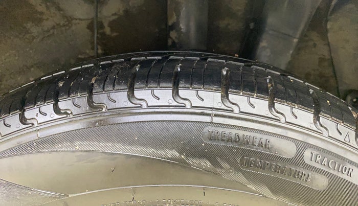 2014 Hyundai Grand i10 ASTA 1.2 KAPPA VTVT, Petrol, Manual, 35,871 km, Left Rear Tyre Tread