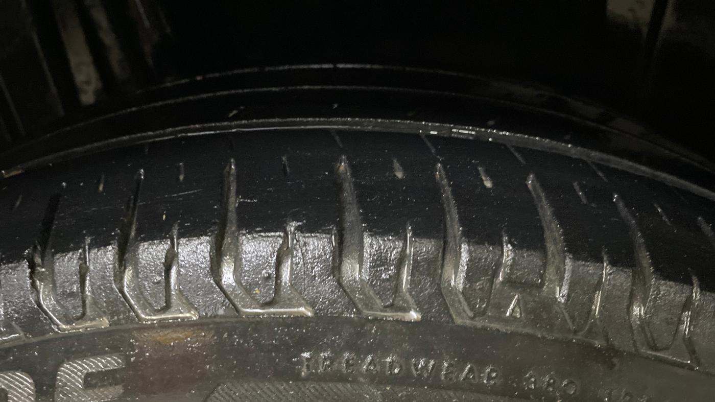 2022 Maruti XL6 ZETA AT, Petrol, Automatic, 39,914 km, Right Rear Tyre Tread