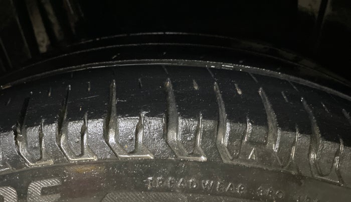 2022 Maruti XL6 ZETA AT, Petrol, Automatic, 39,772 km, Right Rear Tyre Tread