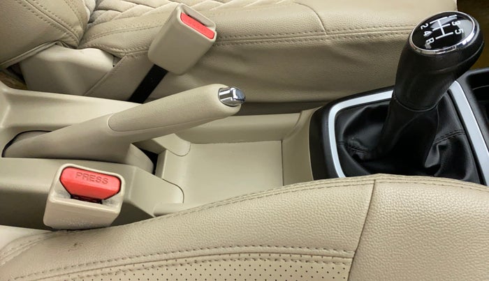 2018 Maruti Dzire VXI, Petrol, Manual, 47,507 km, Gear Lever