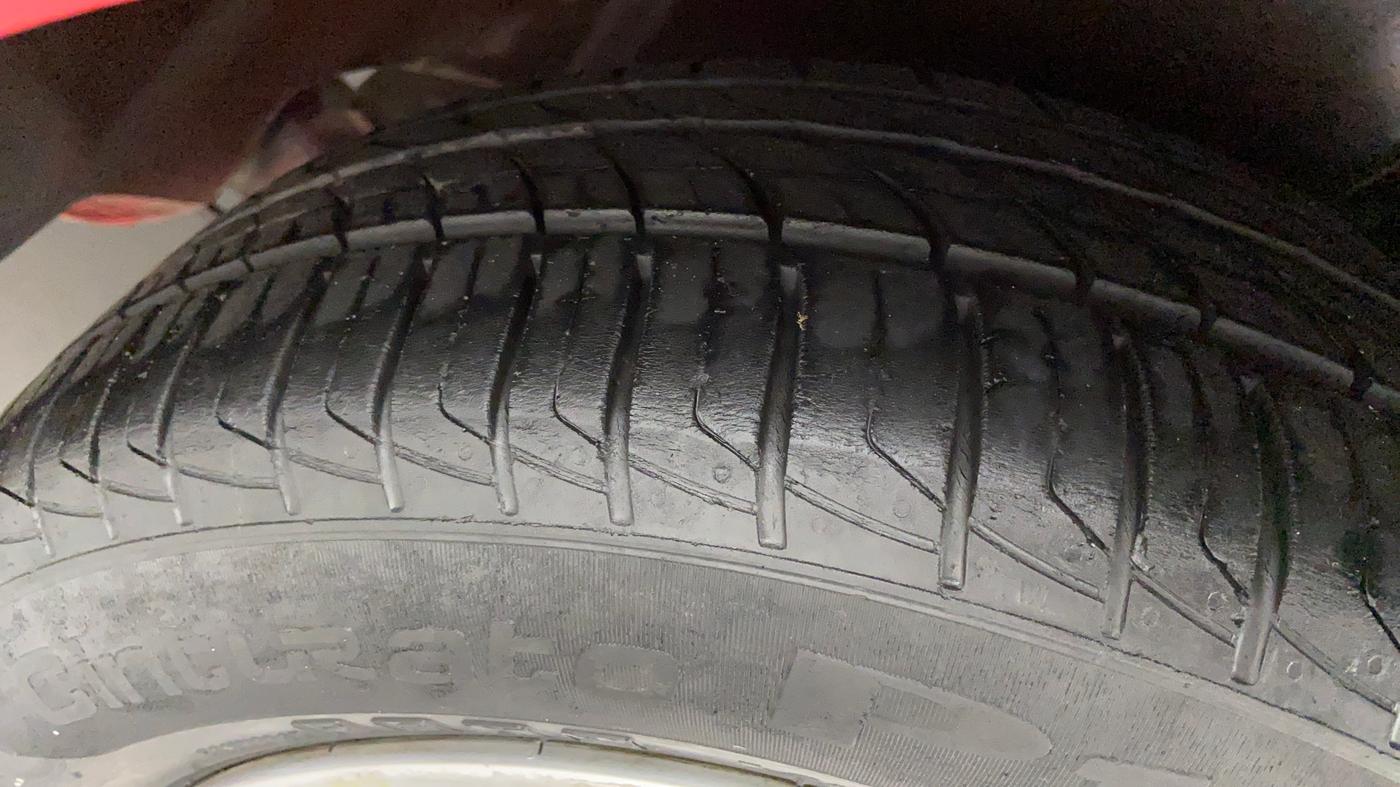 2016 Volkswagen Polo GTI TSI AT, Petrol, Automatic, 27,411 km, Left Rear Tyre Tread