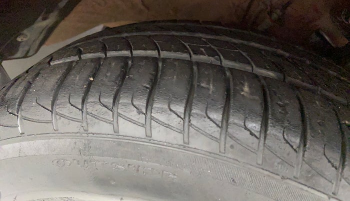 2016 Volkswagen Polo GTI TSI AT, Petrol, Automatic, 27,411 km, Right Front Tyre Tread