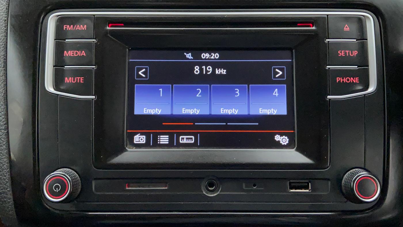 2016 Volkswagen Polo GTI TSI AT, Petrol, Automatic, 27,411 km, Infotainment System