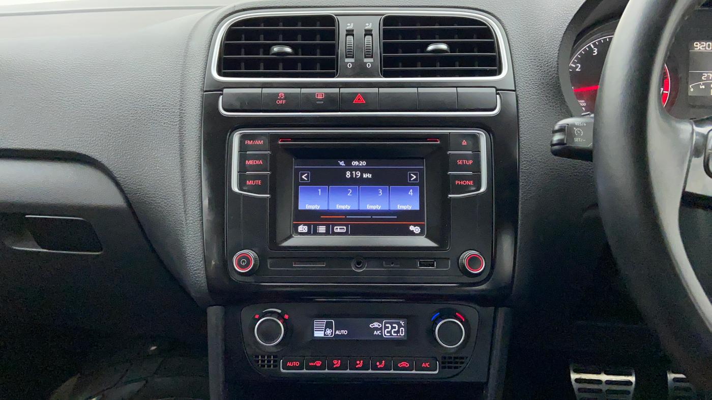 2016 Volkswagen Polo GTI TSI AT, Petrol, Automatic, 27,411 km, Air Conditioner