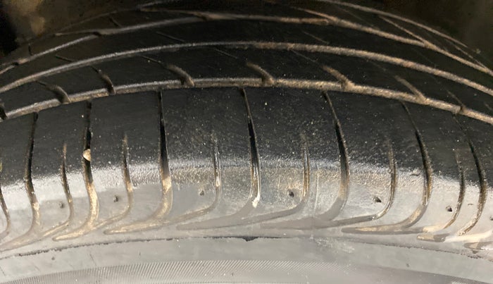2018 Toyota YARIS VX CVT, Petrol, Automatic, 54,445 km, Left Front Tyre Tread