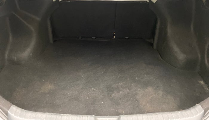 2018 Toyota YARIS VX CVT, Petrol, Automatic, 54,445 km, Boot Inside