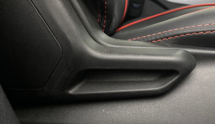 2021 Tata NEXON XM SUNROOF PETROL, Petrol, Manual, 39,656 km, Driver Side Adjustment Panel