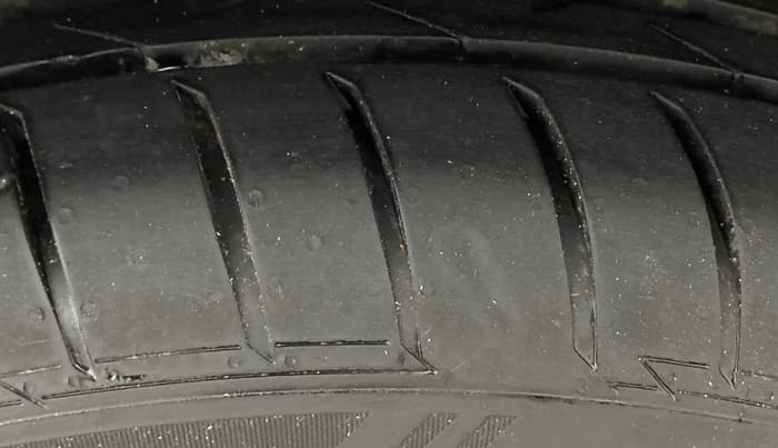 2021 Tata NEXON XM SUNROOF PETROL, Petrol, Manual, 39,656 km, Left Rear Tyre Tread