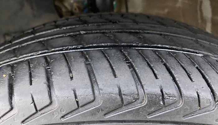 2020 Maruti New Wagon-R LXI CNG 1.0 L, CNG, Manual, 58,702 km, Left Front Tyre Tread