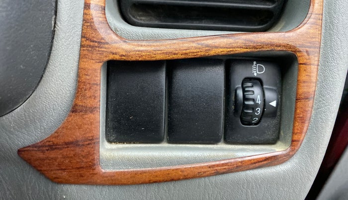2014 Maruti Alto K10 VXI P, Petrol, Manual, 61,070 km, Dashboard - Headlight height adjustment not working