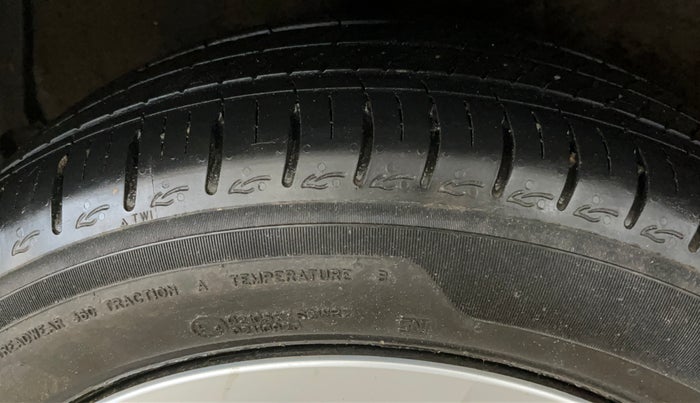 2024 Hyundai AURA S 1.2 CNG, CNG, Manual, 11,040 km, Right Rear Tyre Tread