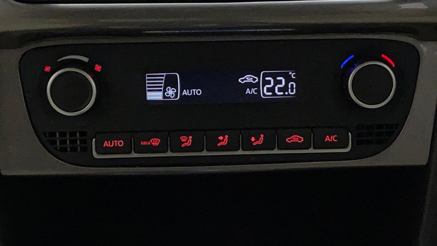 2019 Volkswagen Vento HIGHLINE PLUS 1.2 AT 16 ALLOY, Petrol, Automatic, 67,845 km, Automatic Climate Control