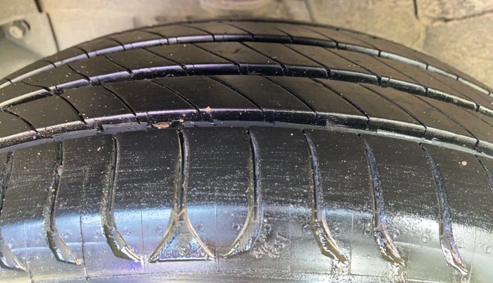 2021 Tata NEXON XZA PLUS SUNROOF PETROL, Petrol, Automatic, 64,166 km, Right Rear Tyre Tread