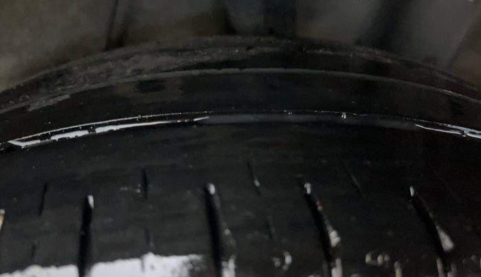 2020 Hyundai AURA SX 1.2, Petrol, Manual, 74,746 km, Left Rear Tyre Tread