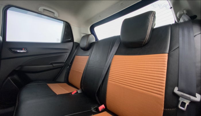 2020 Maruti Swift ZXI+, Petrol, Manual, 46,252 km, Right Side Rear Door Cabin