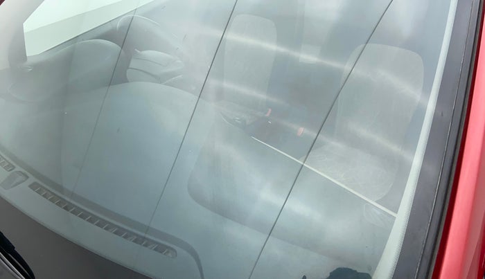 2017 Hyundai Grand i10 SPORTZ (O) 1.2 KAPPA VTVT, Petrol, Manual, 19,924 km, Front windshield - Minor spot on windshield