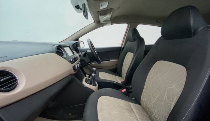 2017 Hyundai Grand i10 SPORTZ (O) 1.2 KAPPA VTVT, Petrol, Manual, 19,924 km, Right Side Front Door Cabin