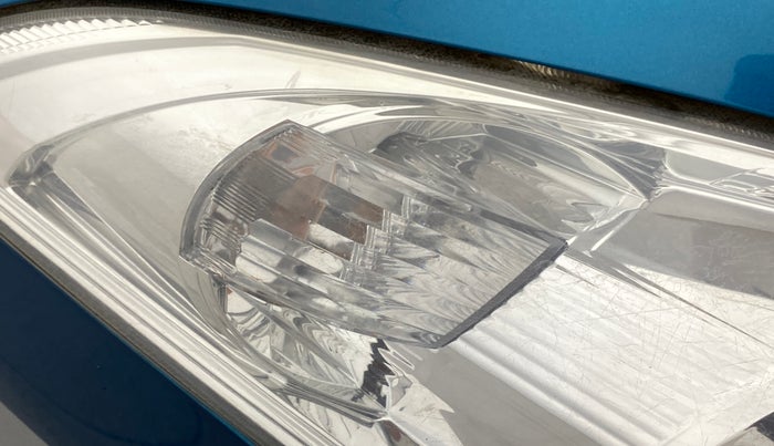 2012 Maruti Swift Dzire LXI, Petrol, Manual, 65,502 km, Right headlight - Minor scratches