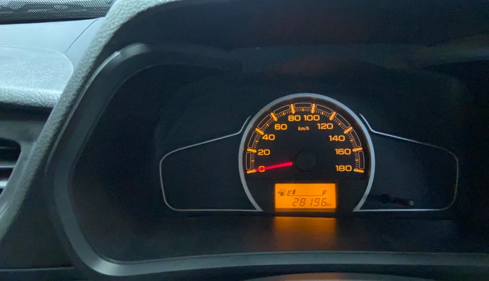 2022 Maruti Alto LXI O, Petrol, Manual, 28,183 km, Odometer Image