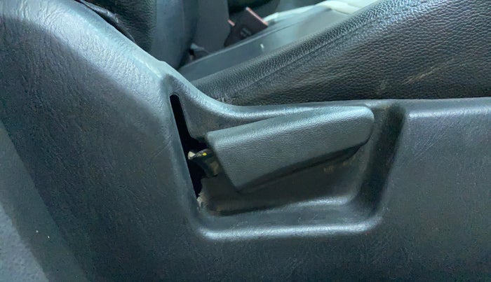 2022 Maruti Alto LXI O, Petrol, Manual, 28,183 km, Driver Side Adjustment Panel