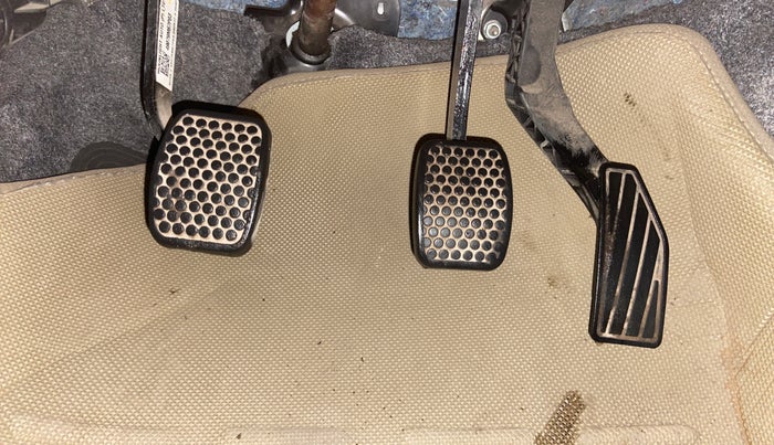 2022 Maruti Alto LXI O, Petrol, Manual, 28,183 km, Pedals