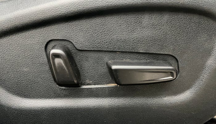 2019 Hyundai Creta SX (O) EXECUTIVE 1.6 PETROL, Petrol, Manual, 1,01,755 km, Driver Side Adjustment Panel