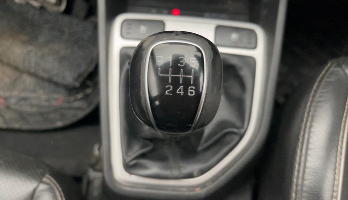 2019 Hyundai Creta SX (O) EXECUTIVE 1.6 PETROL, Petrol, Manual, 1,01,755 km, Gear Lever