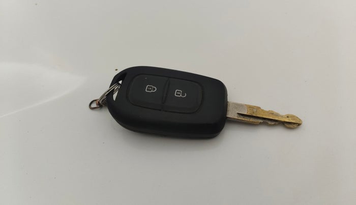 2016 Renault Kwid RXT 0.8, Petrol, Manual, 96,529 km, Key Close Up