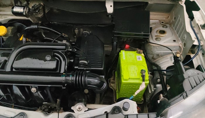 2016 Renault Kwid RXT 0.8, Petrol, Manual, 96,529 km, Engine View - Left