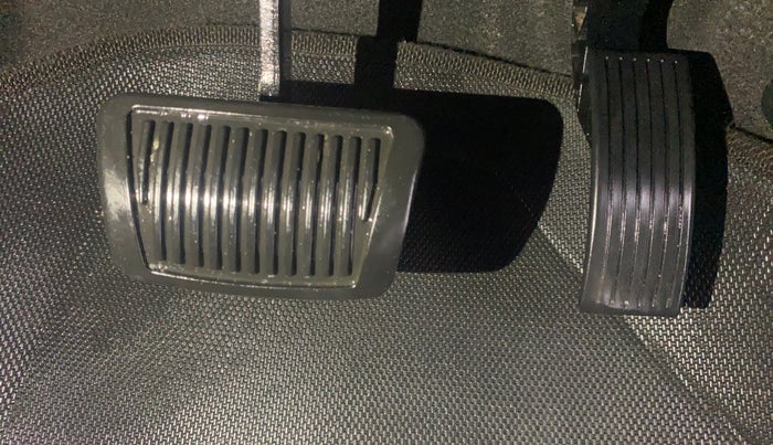 2019 Hyundai VENUE SX PLUS 1.0 TURBO DCT, Petrol, Automatic, 83,923 km, Pedals