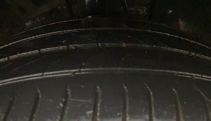 2019 Hyundai VENUE SX PLUS 1.0 TURBO DCT, Petrol, Automatic, 83,923 km, Right Front Tyre Tread