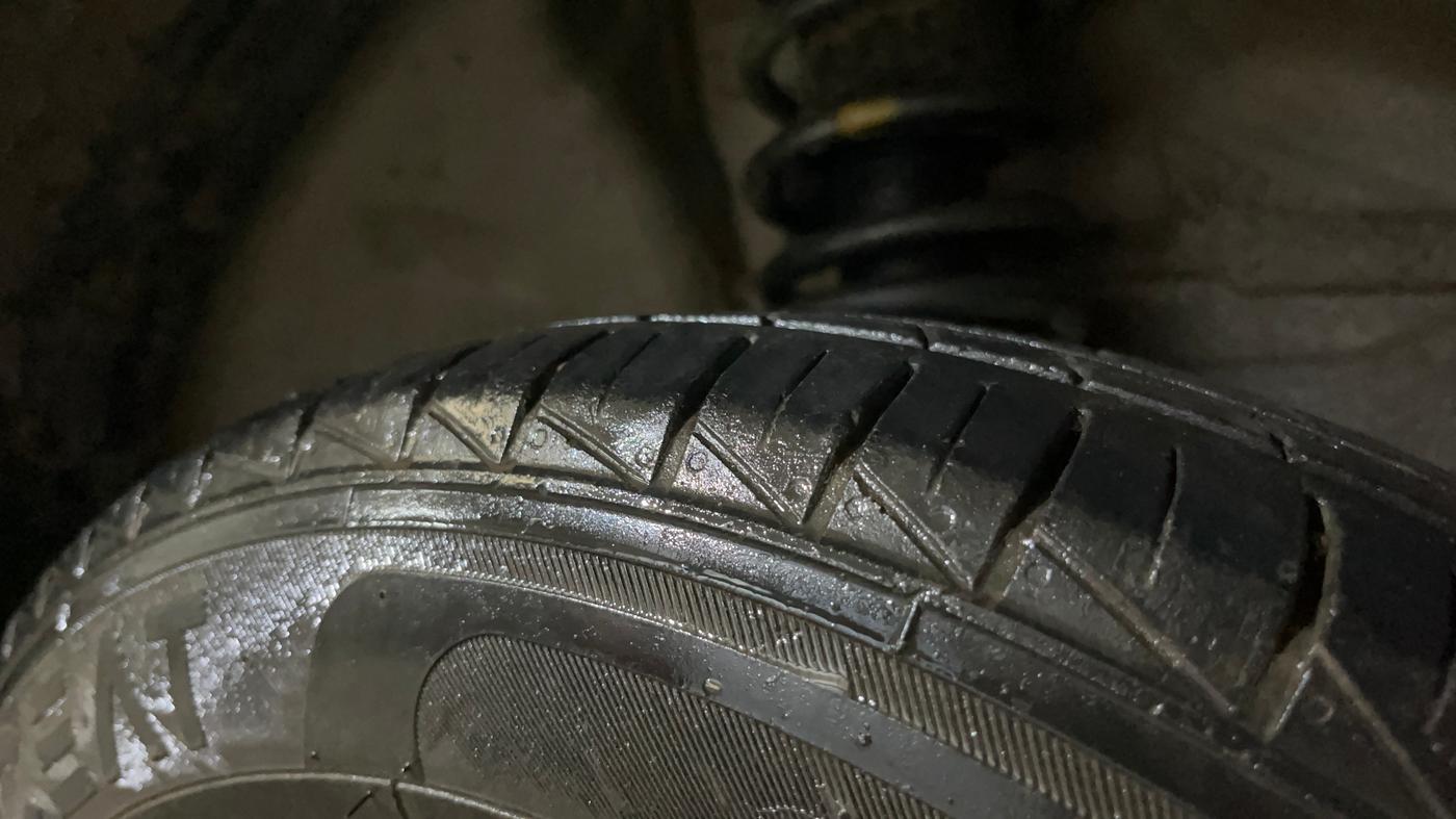 2019 Maruti Alto 800 LXI, Petrol, Manual, 39,820 km, Right Front Tyre Tread