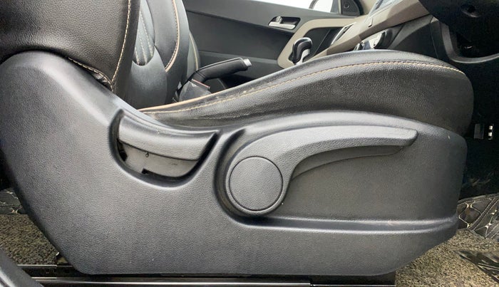 2018 Hyundai Creta SX 1.6 PETROL, Petrol, Manual, 31,505 km, Driver Side Adjustment Panel