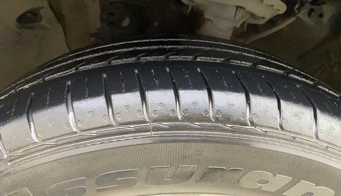 2018 Hyundai Creta SX 1.6 PETROL, Petrol, Manual, 31,505 km, Left Front Tyre Tread