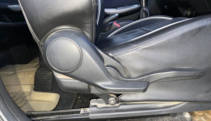 2019 Maruti Baleno ZETA PETROL 1.2, Petrol, Manual, 63,021 km, Driver Side Adjustment Panel