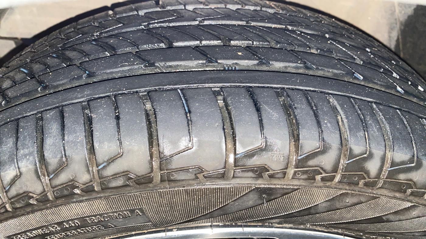 2019 Maruti Baleno ZETA PETROL 1.2, Petrol, Manual, 63,021 km, Left Front Tyre Tread