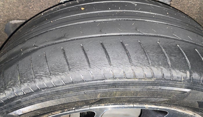 2019 Maruti Baleno ZETA PETROL 1.2, Petrol, Manual, 63,021 km, Left Rear Tyre Tread