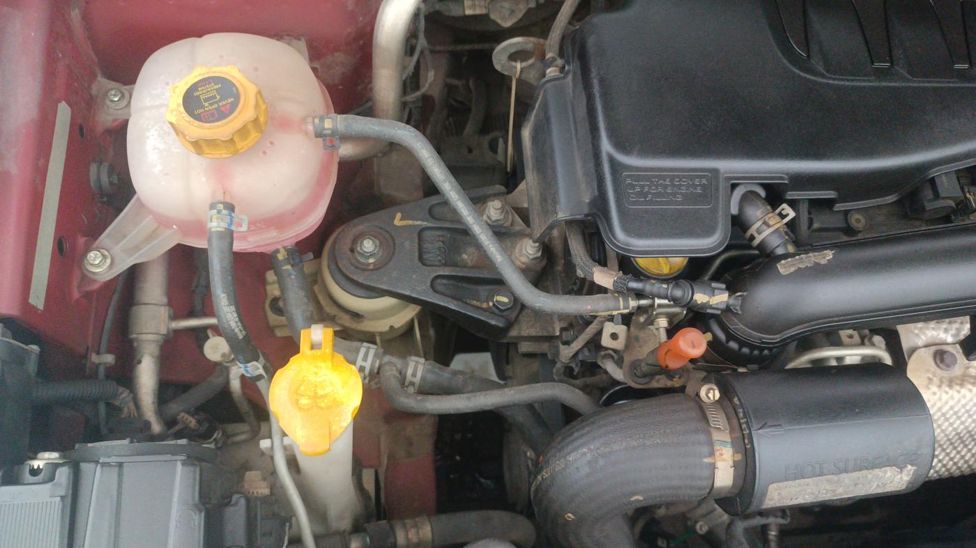 2021 Mahindra XUV300 W8 (O) 1.2 PETROL AMT, Petrol, Automatic, 66,293 km, Engine View - Right