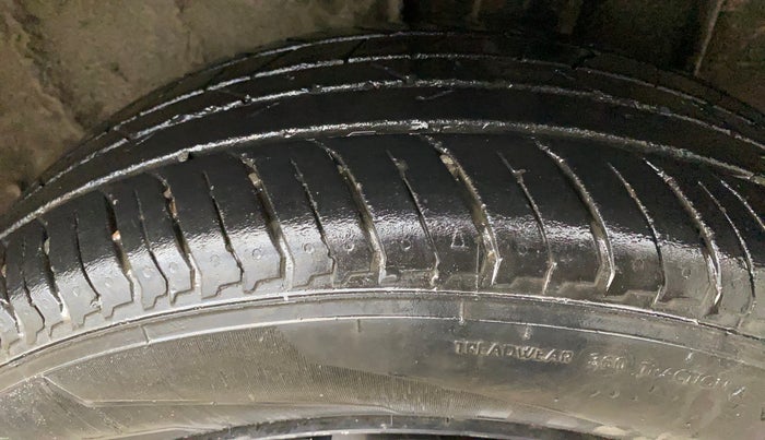 2024 Nissan MAGNITE  XE AMT EZ Shift, Petrol, Automatic, 54,909 km, Left Rear Tyre Tread