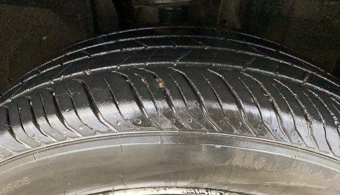 2024 Nissan MAGNITE  XE AMT EZ Shift, Petrol, Automatic, 54,909 km, Right Front Tyre Tread