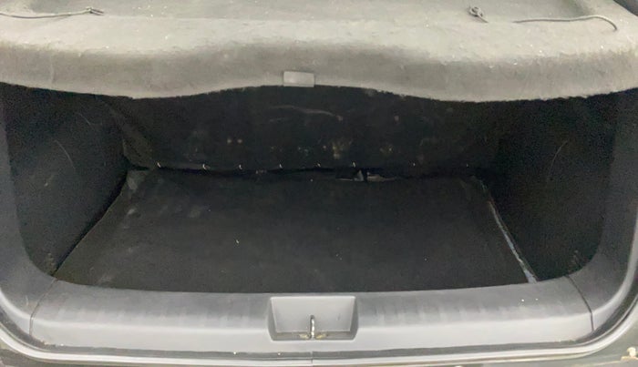 2024 Nissan MAGNITE  XE AMT EZ Shift, Petrol, Automatic, 54,909 km, Boot Inside