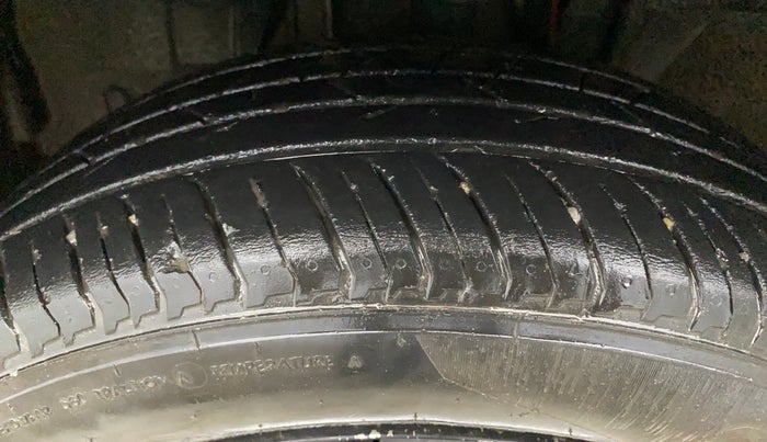 2024 Nissan MAGNITE  XE AMT EZ Shift, Petrol, Automatic, 54,909 km, Left Front Tyre Tread