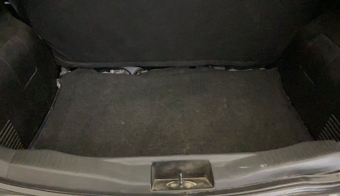 2023 Renault Kiger RXE MT, Petrol, Manual, 21,298 km, Boot Inside